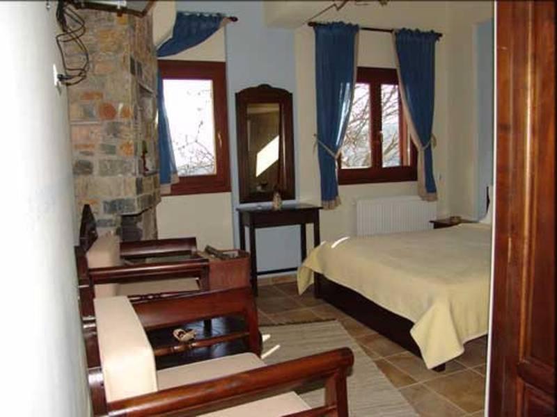Hotel Erotas Áyios Dhimítrios Kamer foto