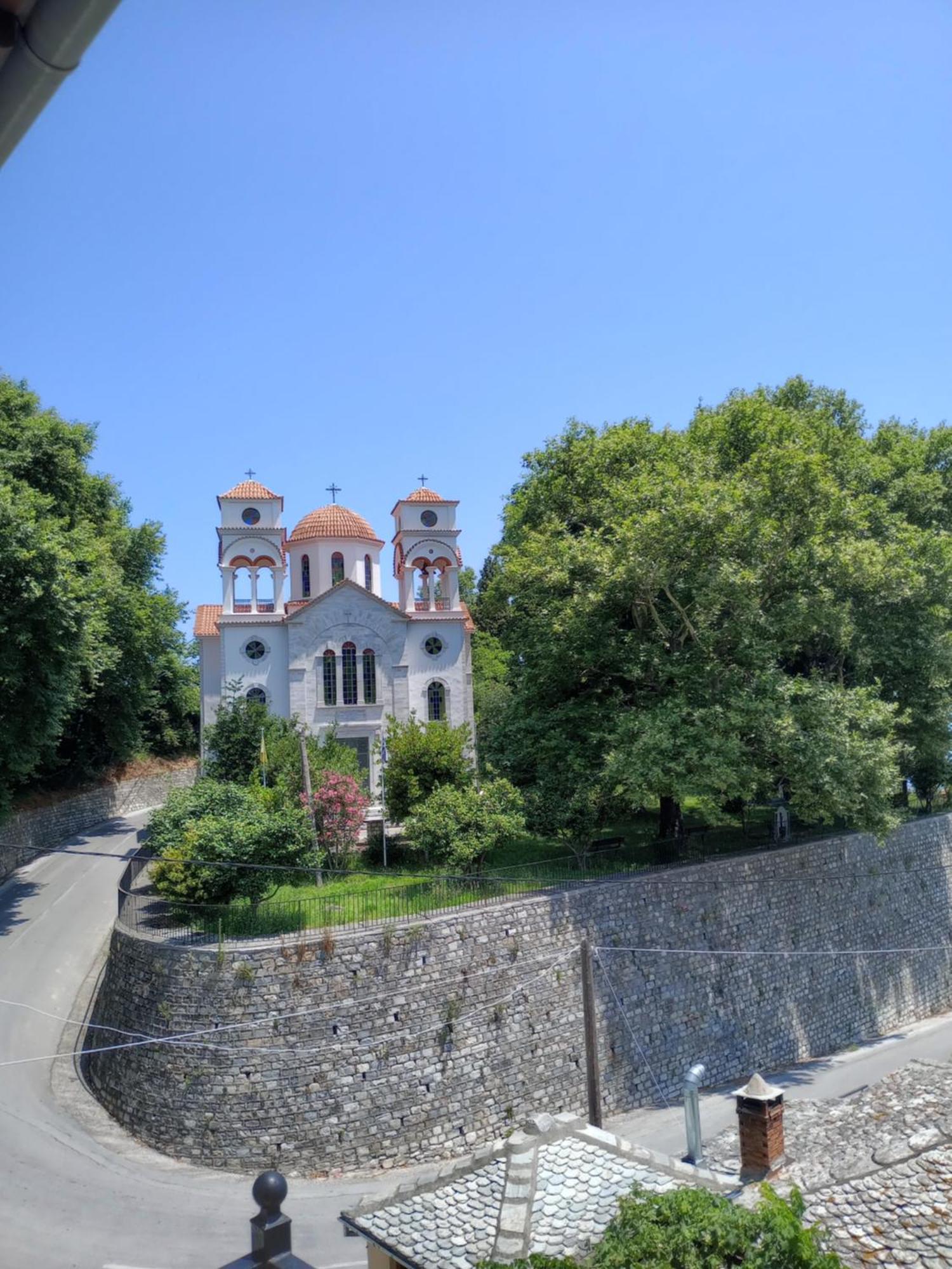 Hotel Erotas Áyios Dhimítrios Buitenkant foto