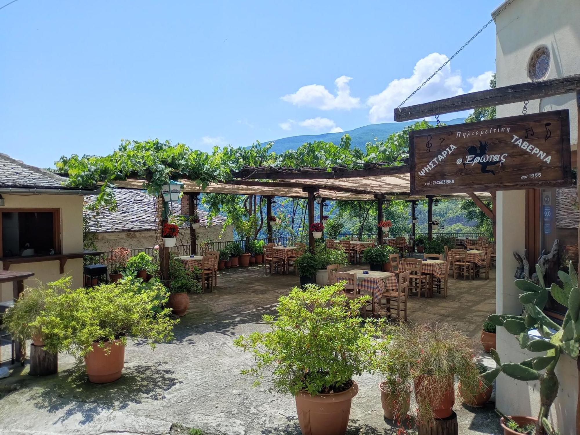 Hotel Erotas Áyios Dhimítrios Buitenkant foto