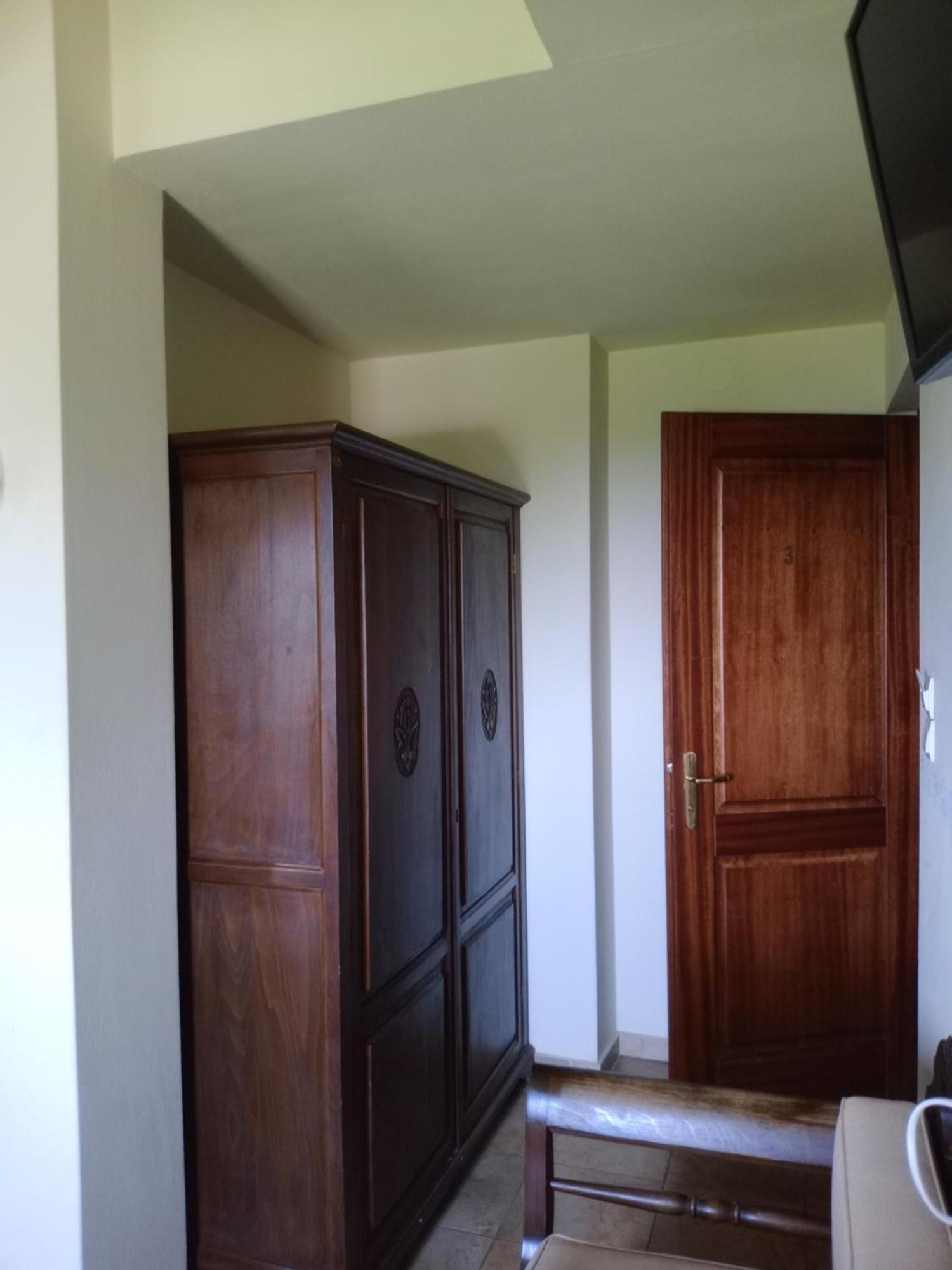 Hotel Erotas Áyios Dhimítrios Buitenkant foto