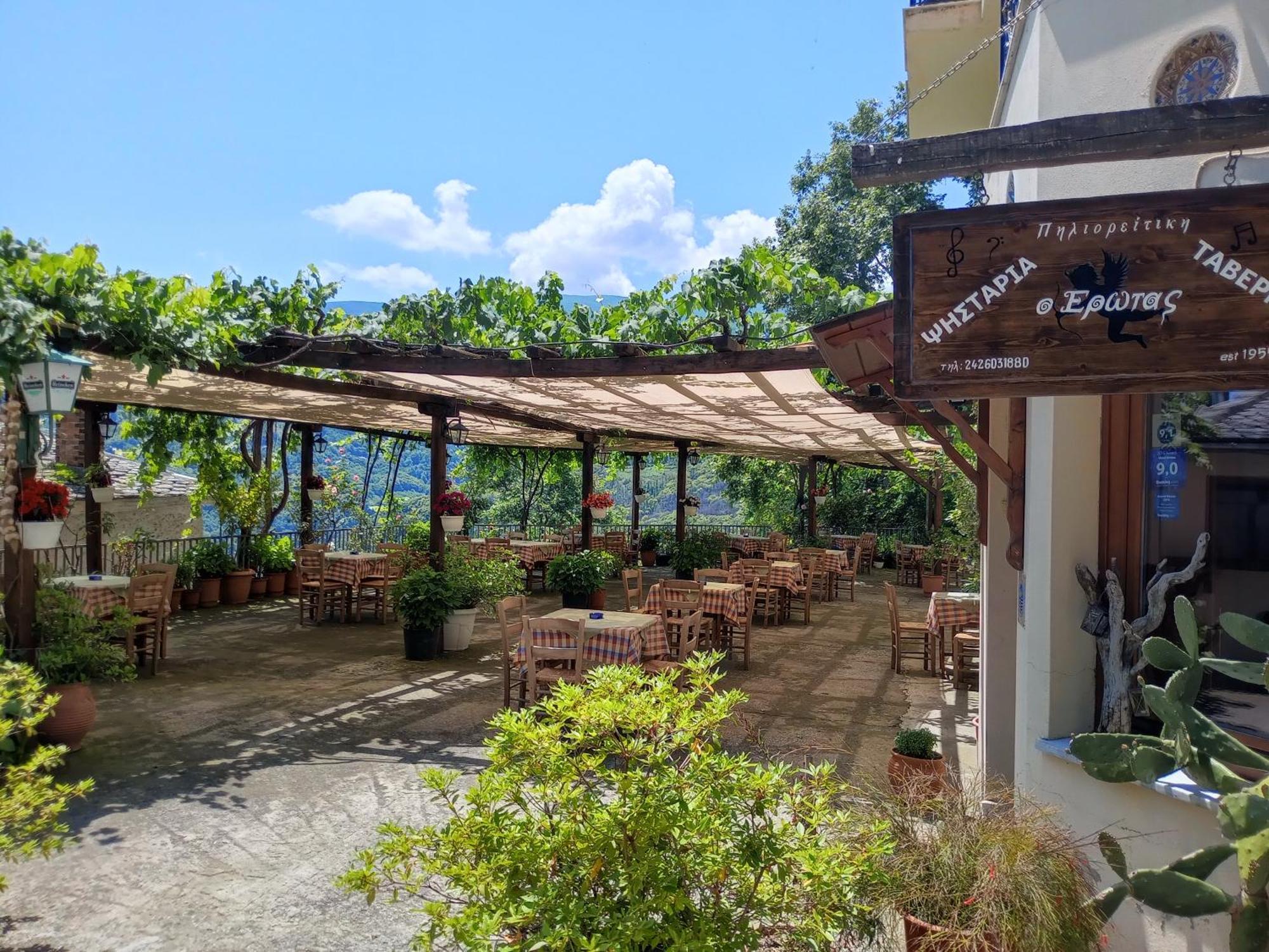 Hotel Erotas Áyios Dhimítrios Buitenkant foto
